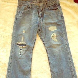 Men’s American eagle distressed jeans